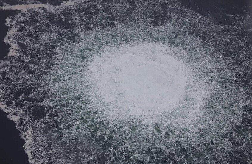 من وارسو إلى كييف بسيارة دبلوماسية.. تهريب غواص تلاحقه ألمانيا