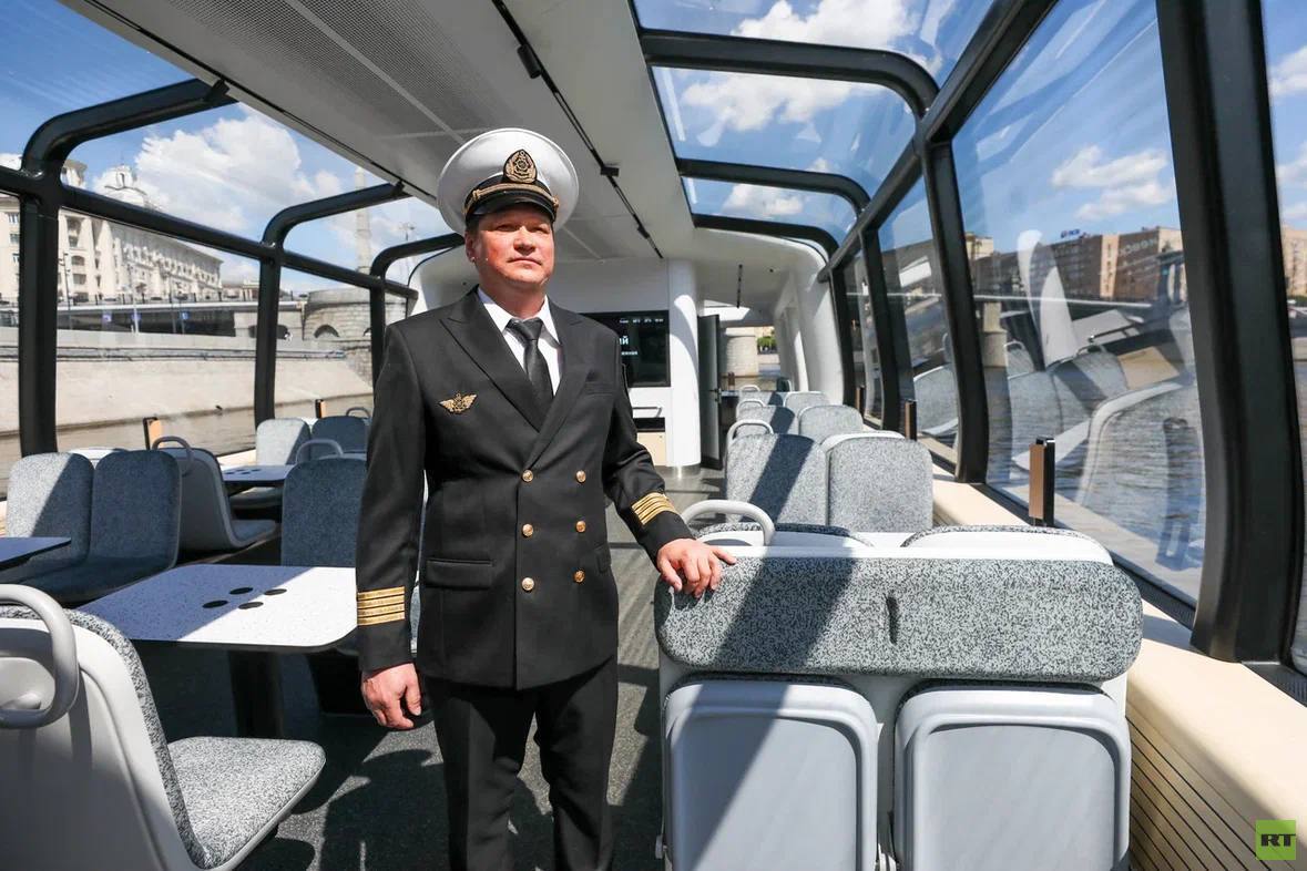 موسكو تعزز شبكة النقل النهري بثمانية سفن كهربائية جديدة