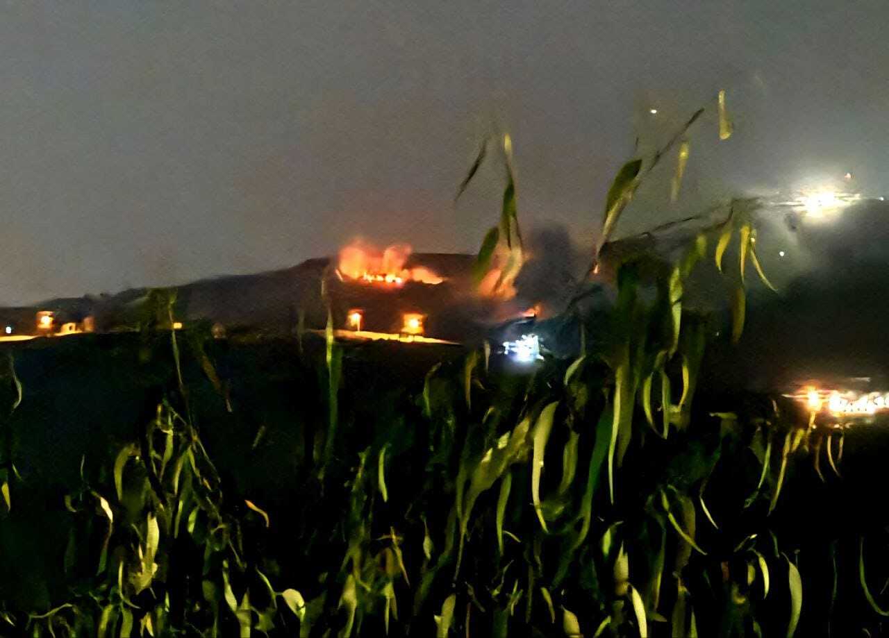 الجيش الإسرائيلي يعلن تدمير مبان تابعة لـ"حزب الله" في جنوب لبنان (فيديو)