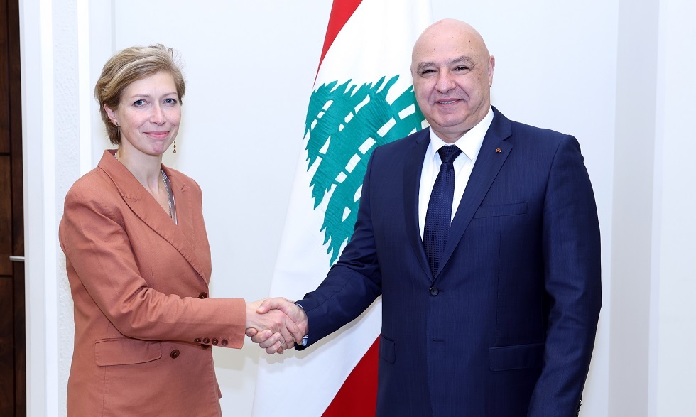 عون: نرحب بأي مشاركة أوروبية في حفظ الاستقرار بعد انسحاب "اليونيفيل"