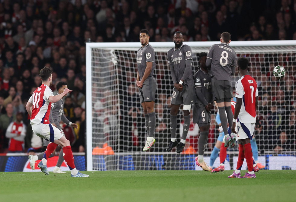 لاعب مصري ينافس لامين جمال وديكلان رايس للفوز بجائزة  بوشكاش لأفضل هدف في 2025 (فيديو)