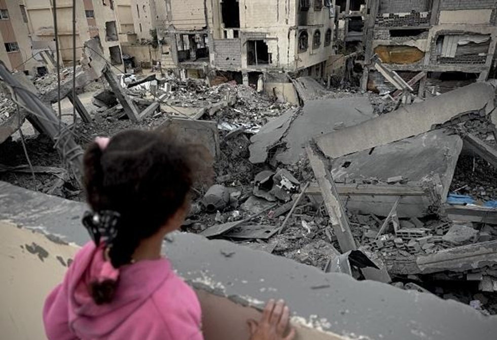 ضحى أبو دلال.. ضحية الحرب الإسرائيلية التي حملت شهادتها الثانوية إلى السماء (صورة)