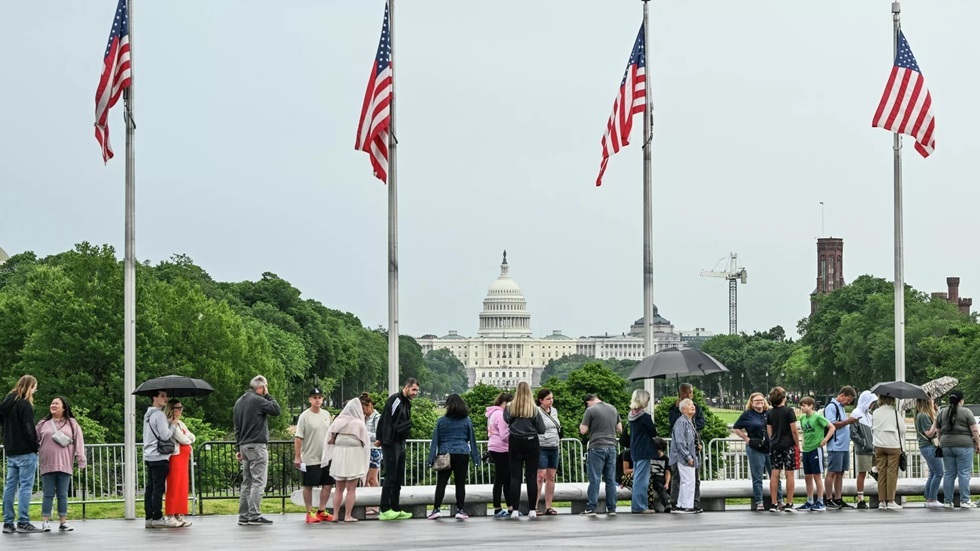 حاكم أوكلاهوما الأمريكية يعفو عن سجين محكوم بالإعدام بعد طلب الهداية والصواب من الله