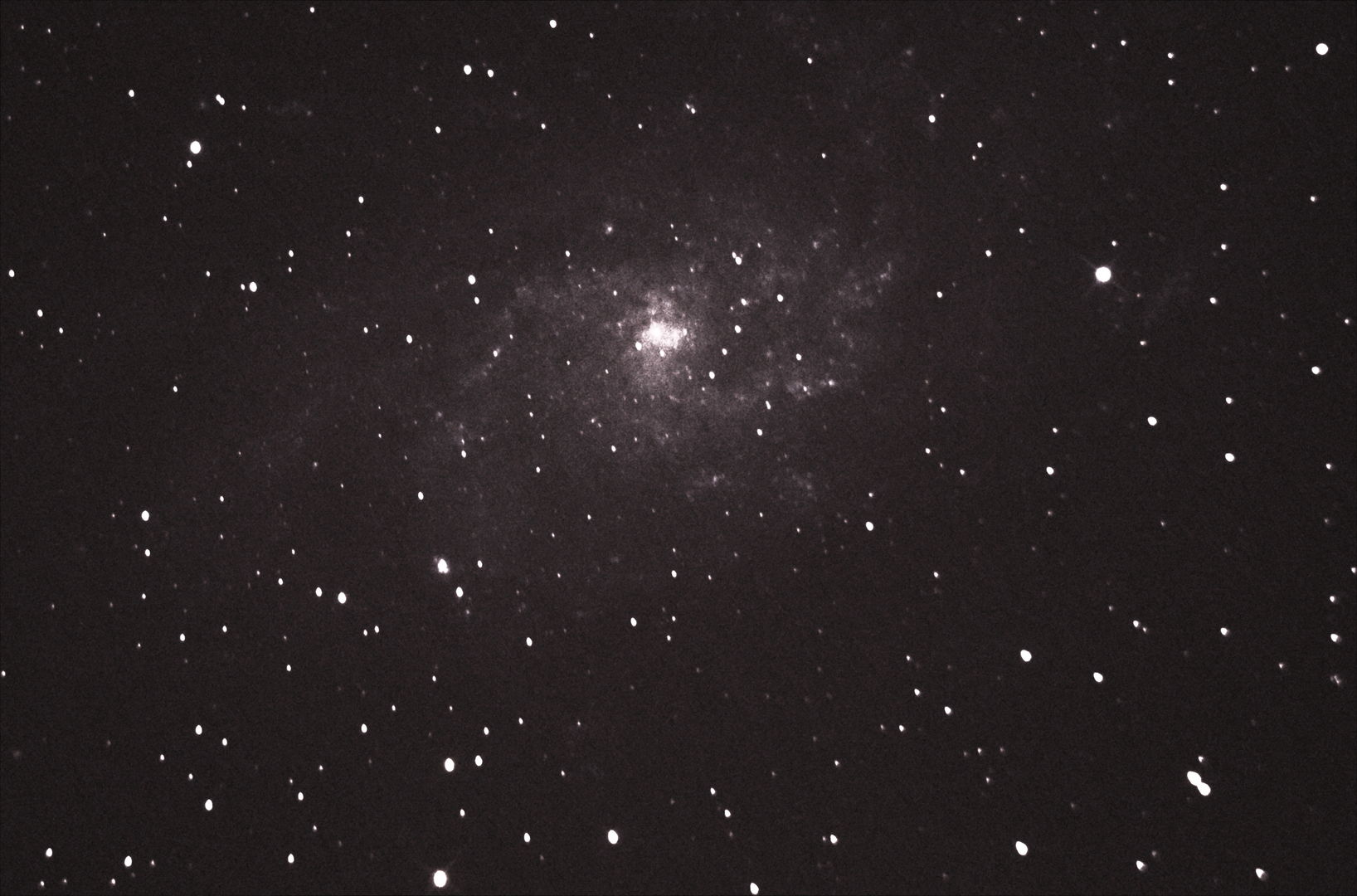 صورة مفصلة لمجرة المثلث تكشف عن ولادة نجوم جديدة