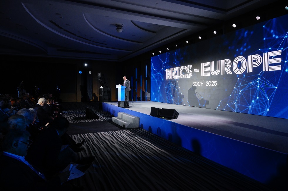 برلمانيون أوروبيون يشاركون في ندوة "بريكس-أوروبا" في روسيا