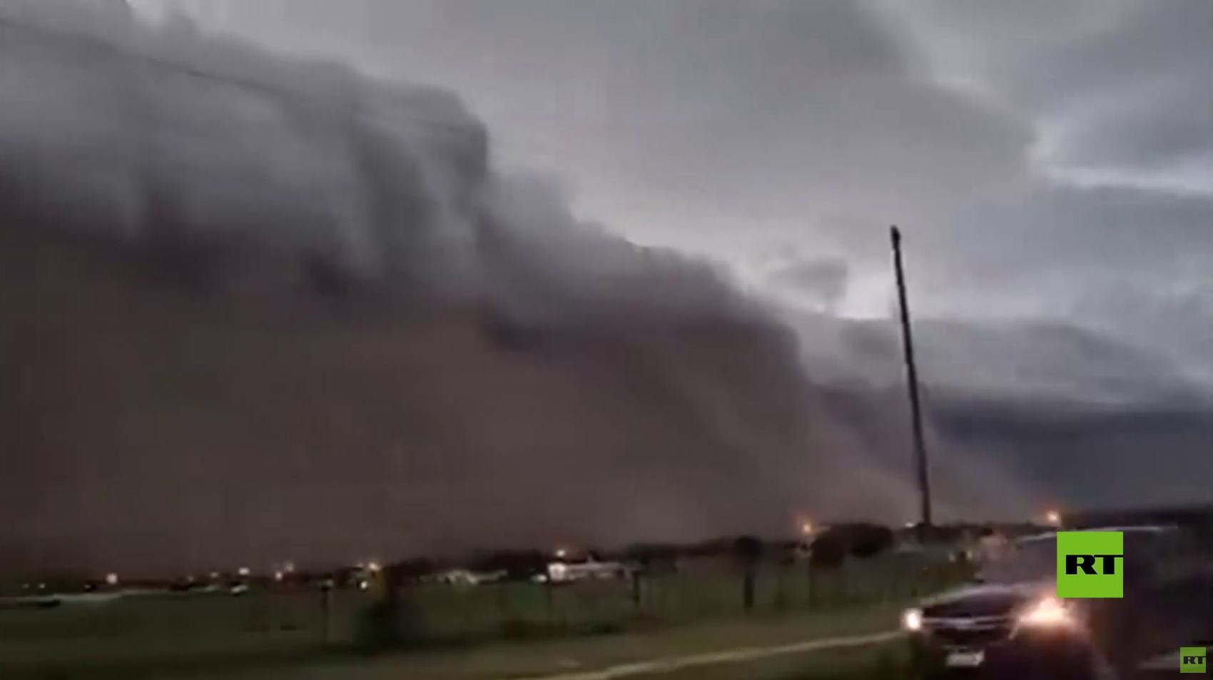 الأرجنتين.. غيوم داكنة ضخمة تتجمع في الأفق فوق مناطق متنوعة قبل اقتراب العاصفة