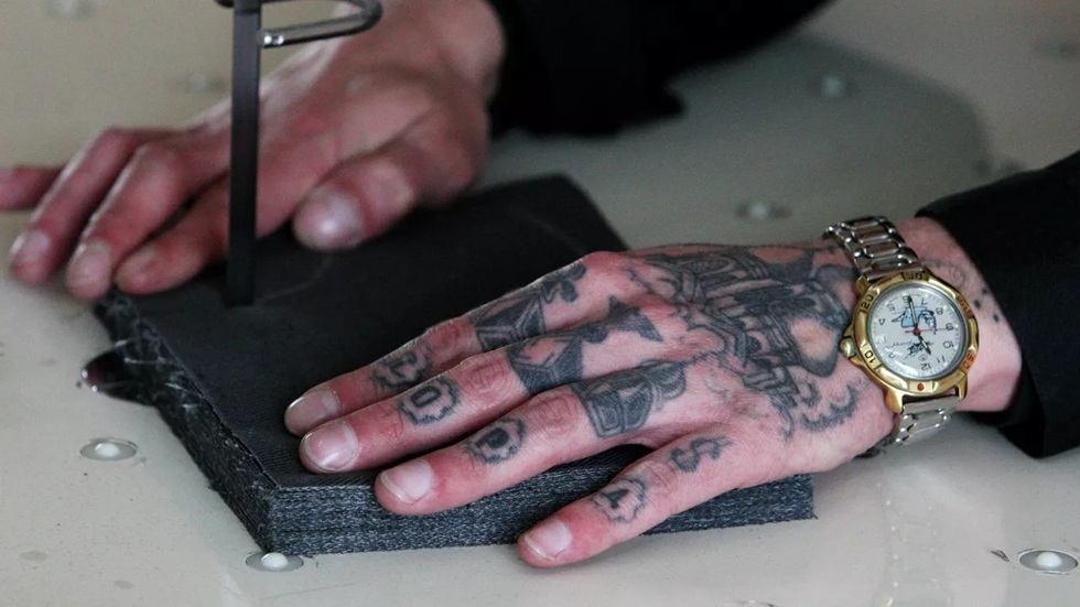 عصابات إجرامية في أوكرانيا تستهدف العسكريين العائدين من الجبهة