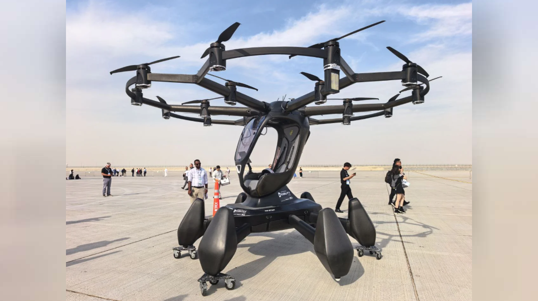 "LIFT" تستعرض مركبتها الكهربائية الطائرة في دبي