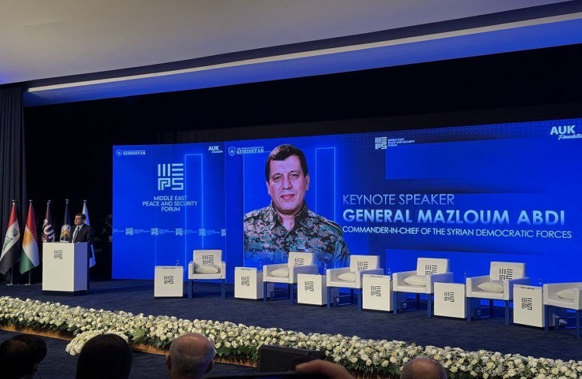 مظلوم عبدي سوريا لن تعود إلى النظام المركزي بعد كل ما جرى خلال 15 عاما من الحرب