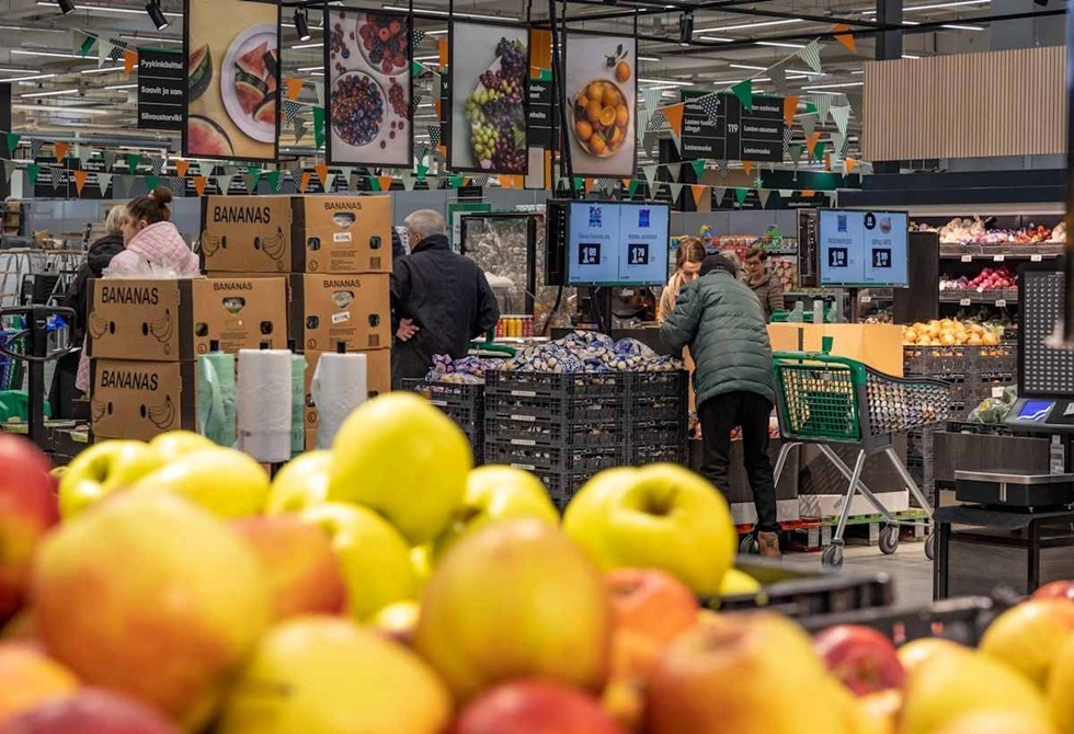 أكبر سلسلة متاجر في فنلندا توقف نهائيا بيع البضائع الإسرائيلية