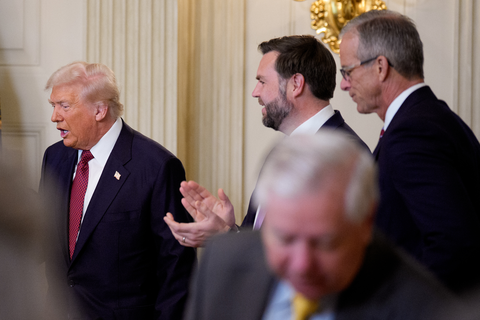 فانس: ترامب يستحق جائزة نوبل السلام فهو إنساني بطبعه