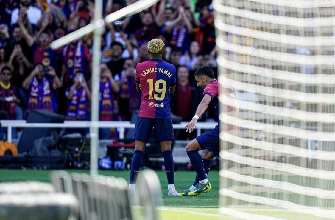 متفوفا على مبابي وفينيسيوس.. لامين جمال يحصل على جائزة جديدة (صورة)