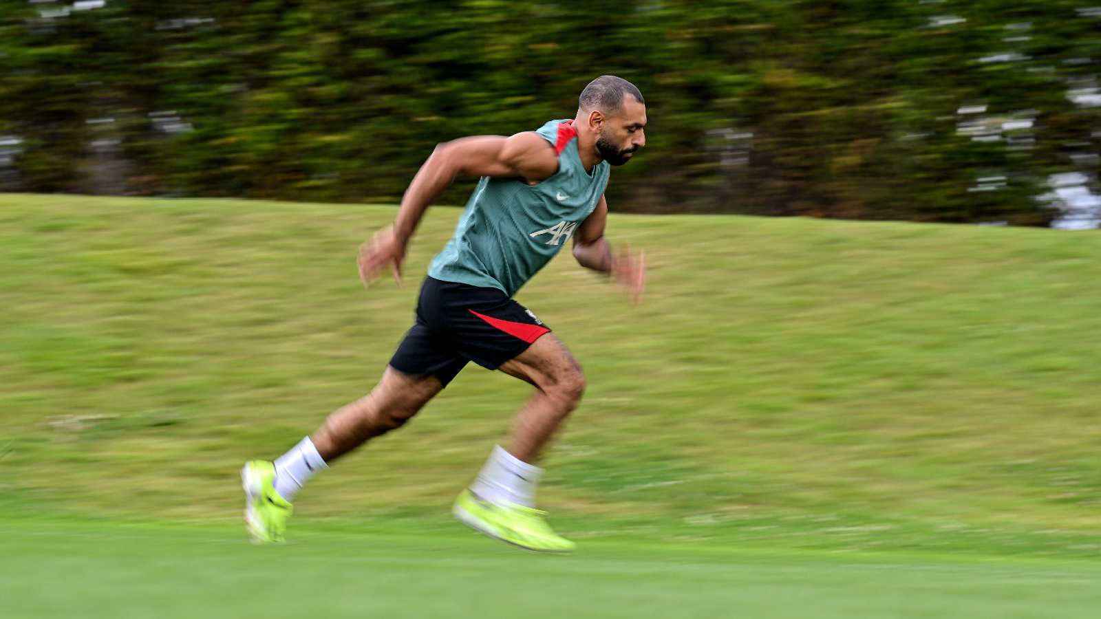 رقم تاريخي مميز ينتظر محمد صلاح غدا أمام نوتنغهام بالدوري الإنجليزي