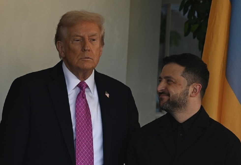 "رويترز": واشنطن تهدد كييف بقطع الأسلحة عنها لإجبارها على التسوية