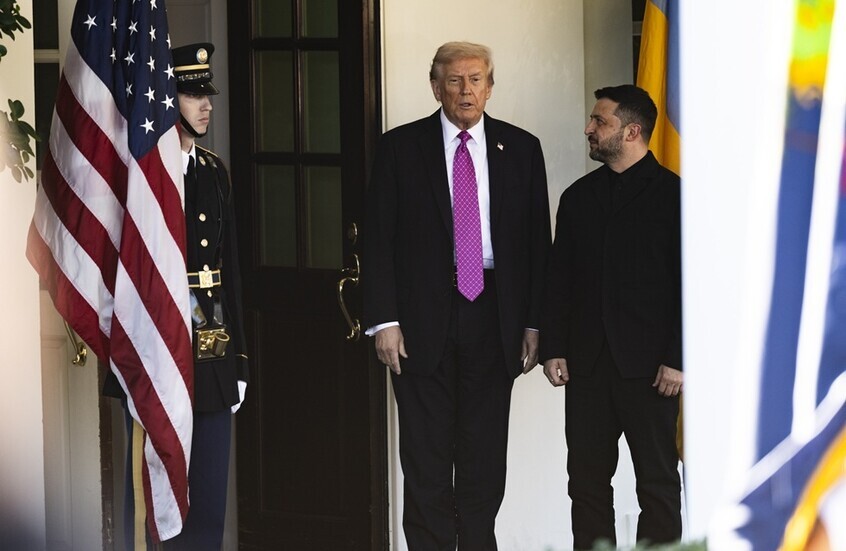 "التايمز": ترامب يرى أن زيلينسكي يخادع لتحقيق صفقة أفضل في التسوية