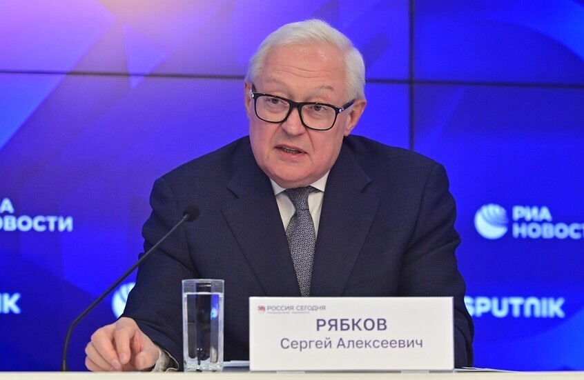 موسكو: إدارة ترامب تسعى إلى حل دائم لأزمة أوكرانيا