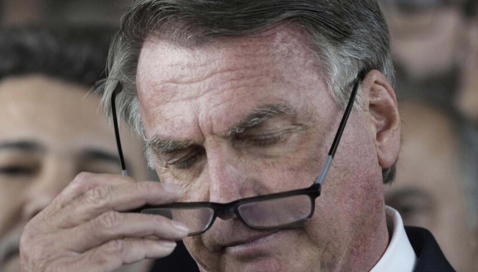 المحكمة العليا في البرازيل تأمر باعتقال بولسونارو قبل بدء تنفيذ الحكم بسجنه لمدة 27 عاما