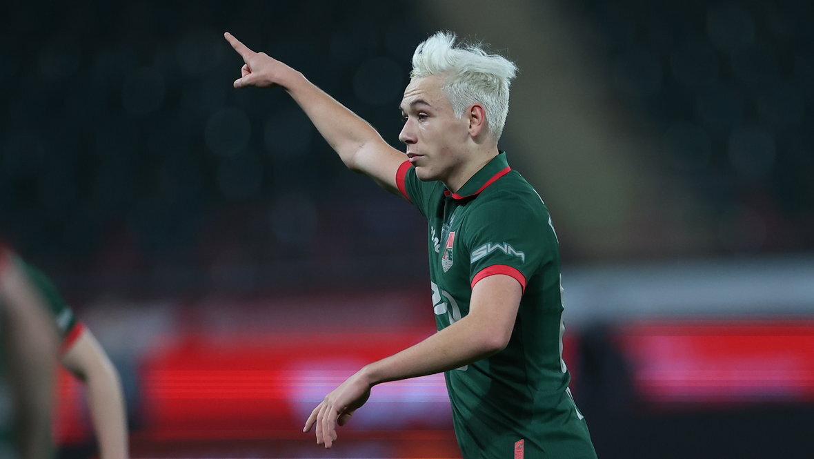 لاعب روسي يتجاهل راتبا فلكيا من الدوري السعودي