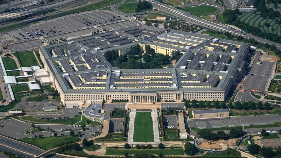 البنتاغون: وزير الجيش الأمريكي أجرى مشاورات جيدة مع وفد روسي في أبو ظبي