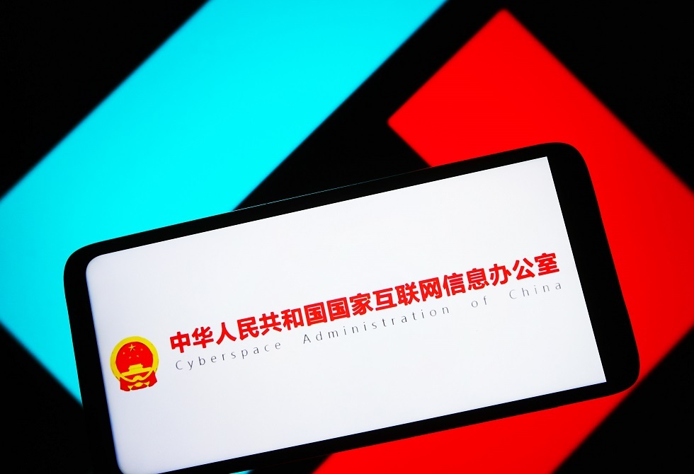 الصين.. إدارة الفضاء الإلكتروني تعاقب حسابات تبث محتوى جنسيا ومبتذلا على المباشر
