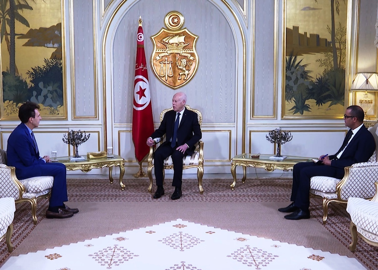 بروكسل ردا على استدعاء سفير الاتحاد الأوروبي في تونس: التواصل مع المجتمع المدني أمر مشروع دبلوماسيا