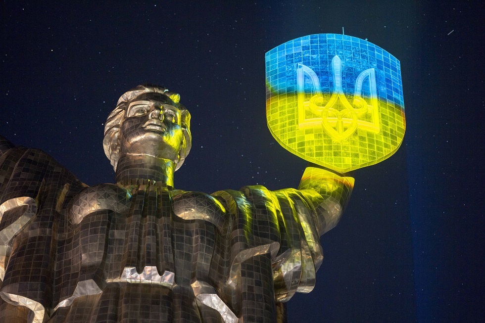 "التلغراف": عملية تفتيش منزل يرماك تضعف موقف أوكرانيا التفاوضي مع روسيا