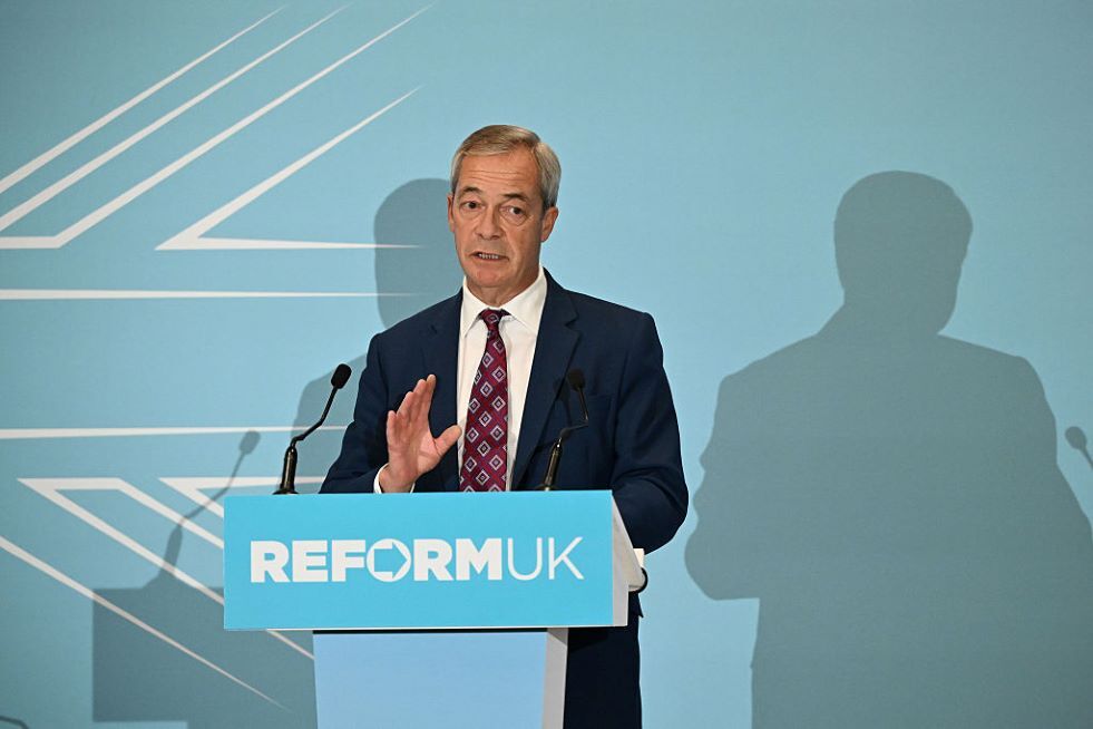 نهج نايجل فاراج كرئيس حكومة مرتقب في بريطانيا مثير للقلق