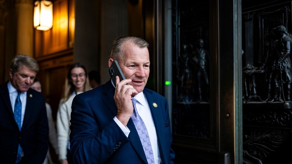 النائب الجمهوري تروي نيلز يعلن تقاعده من الكونغرس