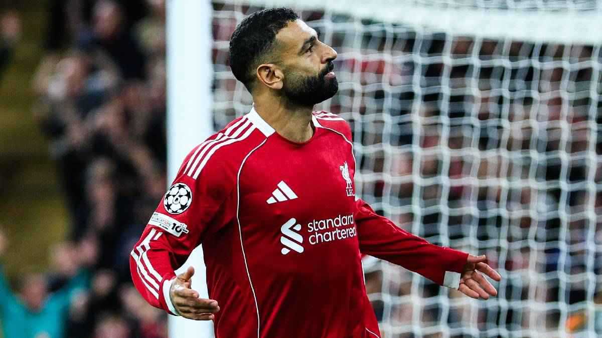 "لا تشكك في العظماء".. مهاجم مانشستر سيتي السابق يدافع عن محمد صلاح