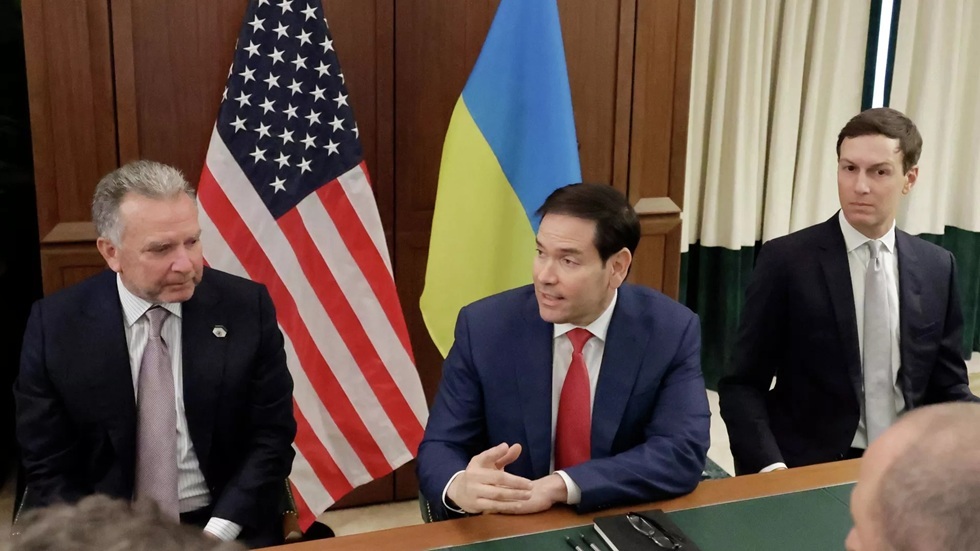 مفاوضات فلوريدا الأمريكية-الأوكرانية تتناول جدول الانتخابات وتبادل الأراضي