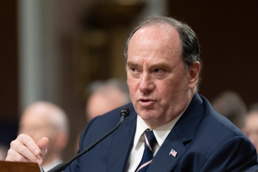 وزير البحرية الأمريكي: عصابات المخدرات تشن هجوما على الولايات المتحدة