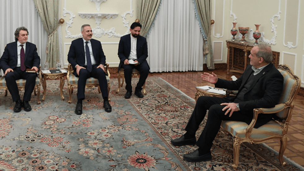 بزشكيان: على الدول الإسلامية أن تيسّر الظروف لبعضها البعض في إطار إرادة موحدة وقائمة على التكامل