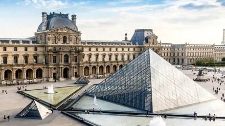 شركة إسرائيلية كانت على وشك امتلاك كنوز مسروقة من متحف اللوفر