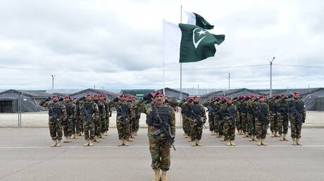 وزير الدفاع الباكستاني: طالبان لا تمثل أفغانستان وترتكب "قمعاً مستمراً" بحق النساء والأقليات