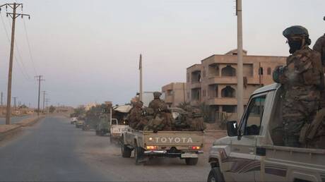 الدفاع السورية: سنعلن قريبا بدء استقبال طلبات العودة للجيش لصف الضباط المنشقين 