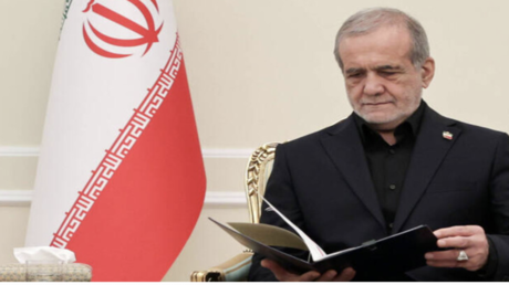 الرئيس الإيراني يحذر من احتمال إخلاء طهران إذا استمر الجفاف إجراءات صارمة مرتقبة لترشيد المياه