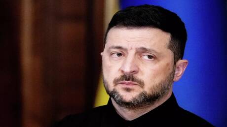 زيلينسكي يزعم دعمه لتحقيقات فساد قطاع الطاقة التي تستهدف مسؤولين مقربين منه