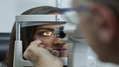 الخريف يكشف أمراض العيون الخفية