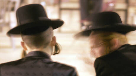 باحث في التصوف اليهودي يحذر: نحن في الطريق إلى الدمار والخراب وأصبحنا على أعتاب فترة يأجوج ومأجوج