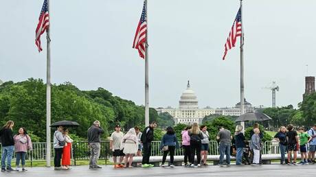 حاكم أوكلاهوما الأمريكية يعفو عن سجين محكوم بالإعدام بعد طلب الهداية والصواب من الله