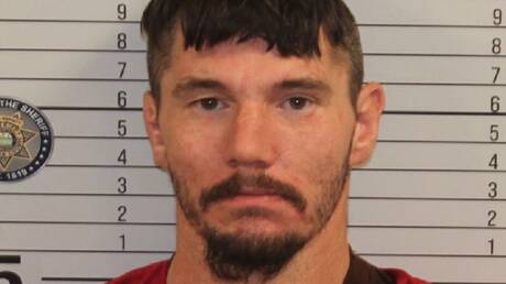 "أنا يسوع".. أمريكي يحرق امرأة حية بذريعة أنها "شيطان يسمم العالم"!