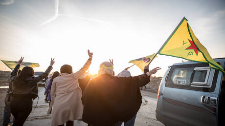 وكالة: اجتماعات مرتقبة بين "قسد" ودمشق خارج سوريا بطلب أمريكي