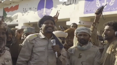 مسؤول سوداني: الدعم السريع اعتقلت ثلاثة وزراء واغتالت مفوض العون الإنساني في شمال دارفور