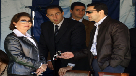 تكريم إيه يا محترم.. علاء مبارك يثير تفاعلا بفيديو عن حلم والدته سوزان