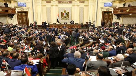 الأمن المصري يعلق على فيديوهات تزوير انتخابات مجلس النواب