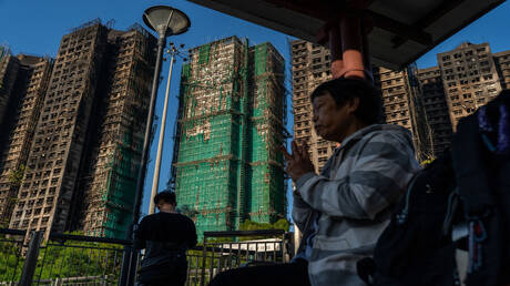 أسوأ حريق في هونغ كونغ منذ عقود يكشف ثغرات خطيرة في السلامة والبناء