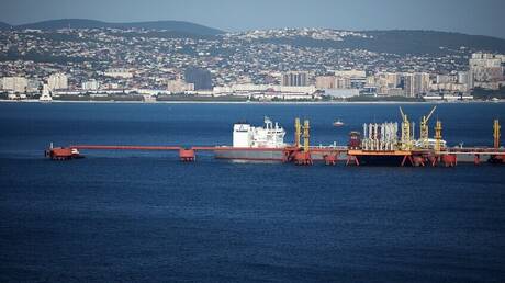 كازاخستان تطلب من أوكرانيا التوقف عن مهاجمة محطة  