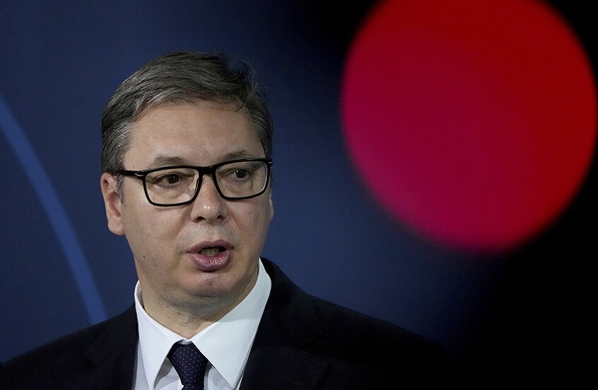 فوتشيتش يرفض اتهامات المعارضة بإساءته للعلاقات مع روسيا