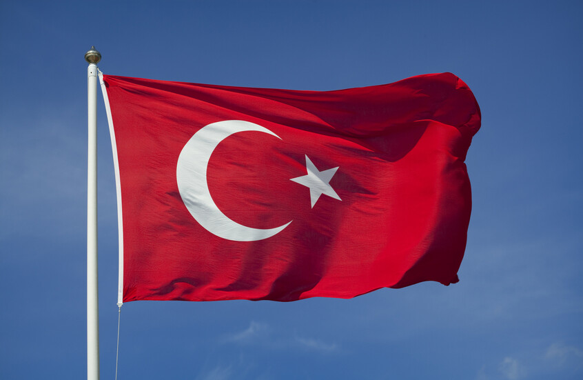 مستشار أردوغان يحذر الحزب الكردي من خطاب انفصالي