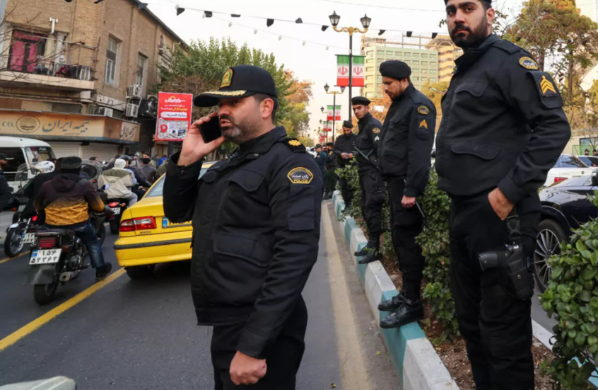 إيران.. القبض على مواطنين كوريين بتهمة التهريب